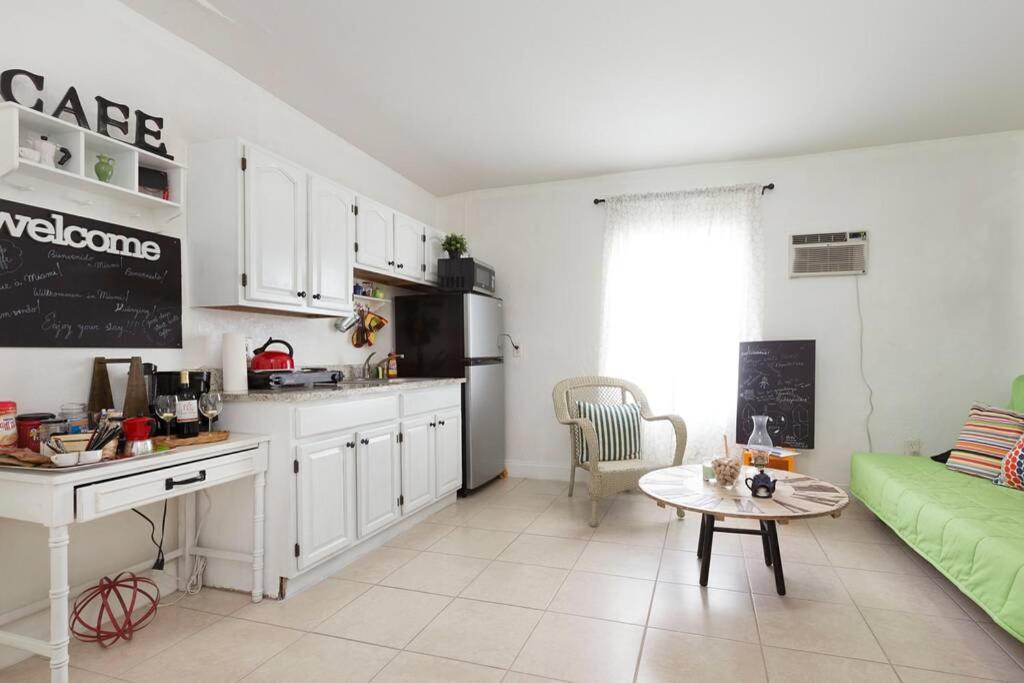 1 Bedroom Apt Near Coconut Grove Miami Exterior photo