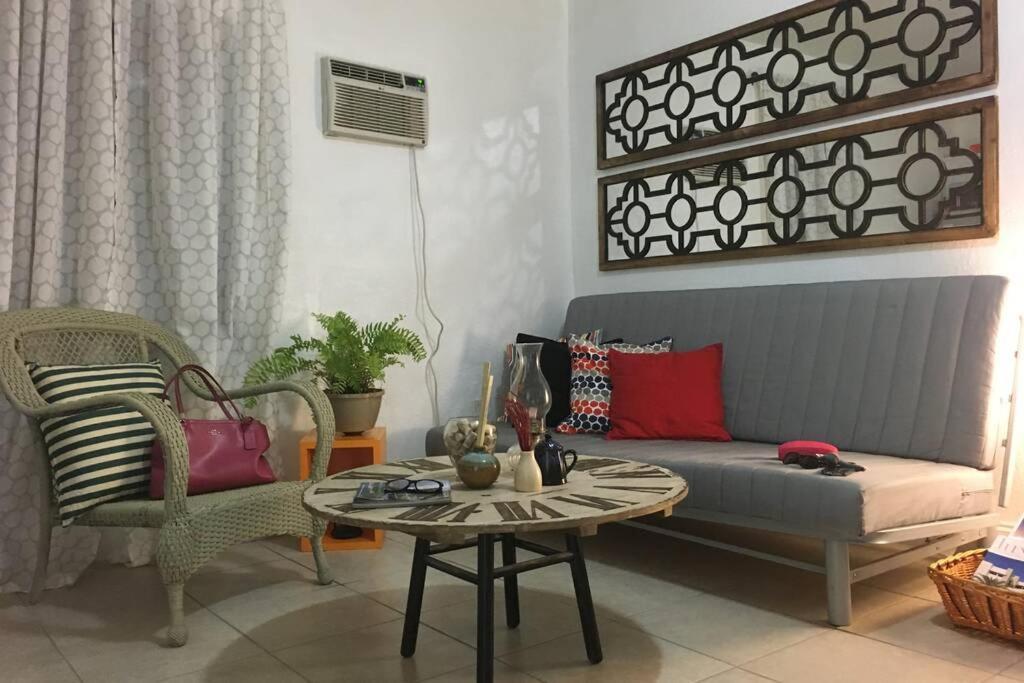 1 Bedroom Apt Near Coconut Grove Miami Exterior photo